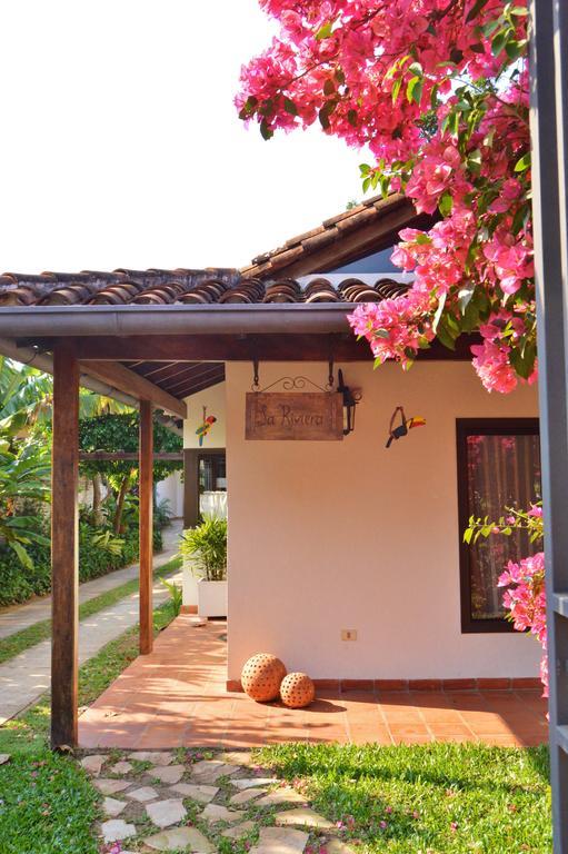 La Riviera Aparthotel Fernando de la Mora Exterior photo